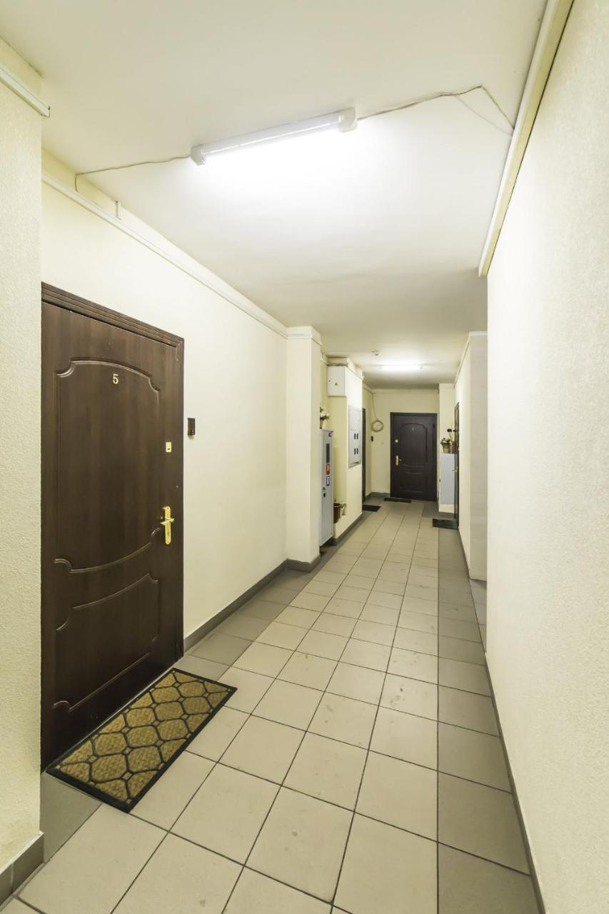 1 Поверх Ж К Паркові Озера Метро Дарниця Apartment Kiev Bagian luar foto