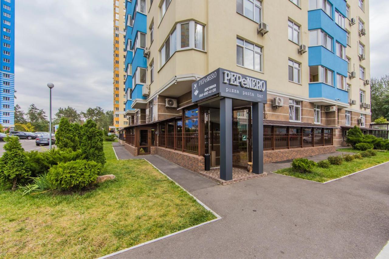 1 Поверх Ж К Паркові Озера Метро Дарниця Apartment Kiev Bagian luar foto
